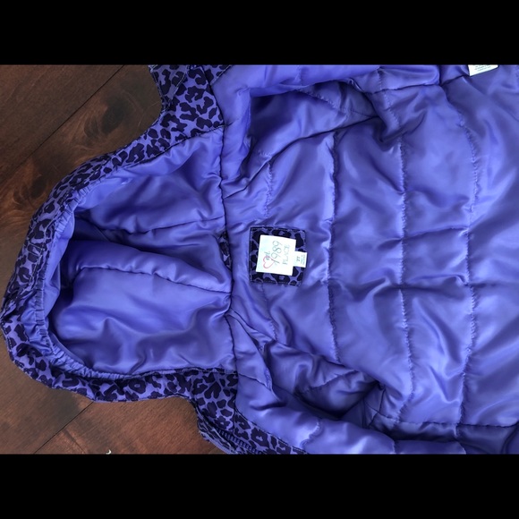 Children’s place 2t 3 in 1 jacket - Picture 2 of 7
